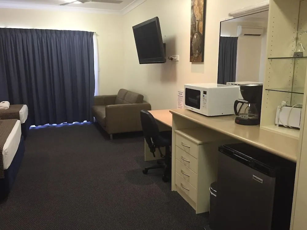 Bluewater Harbour Motel Bowen 4*,