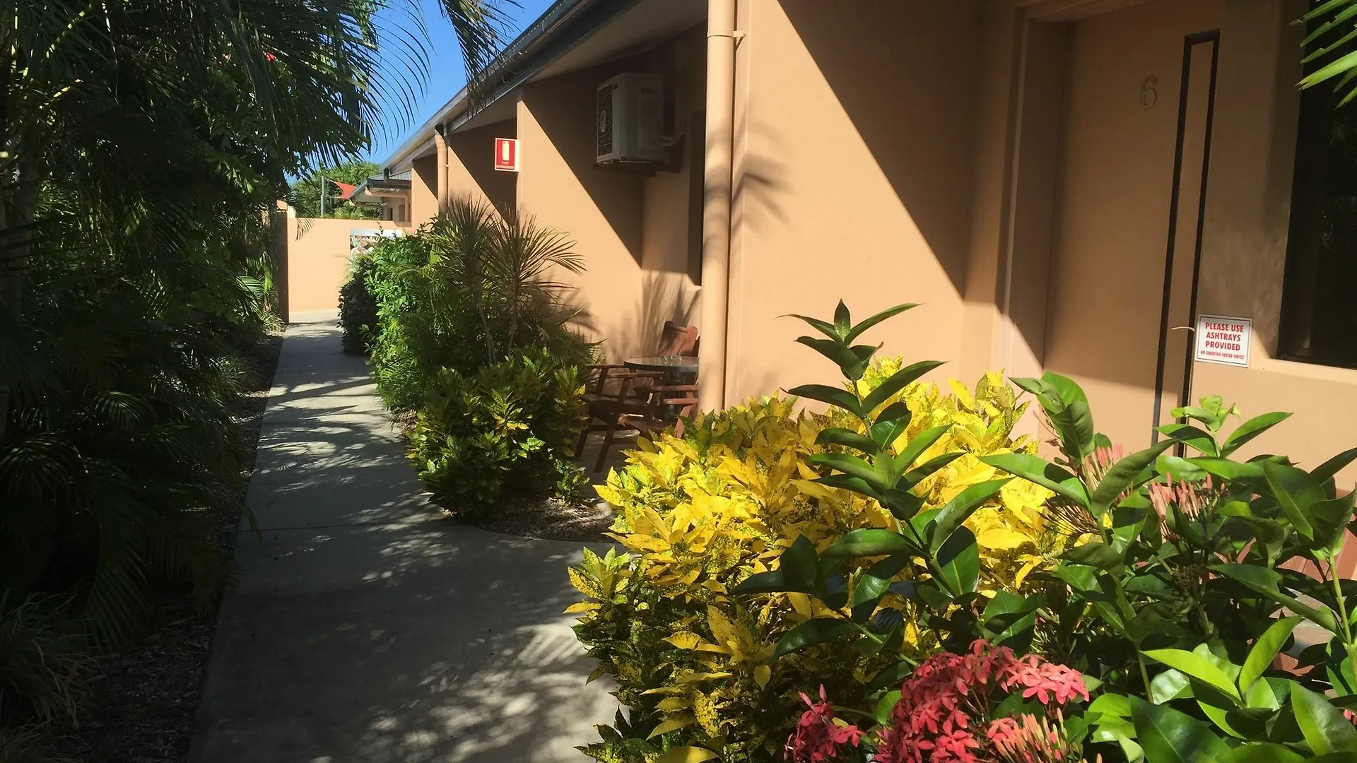 Bluewater Harbour Motel Bowen 4*,  Australia