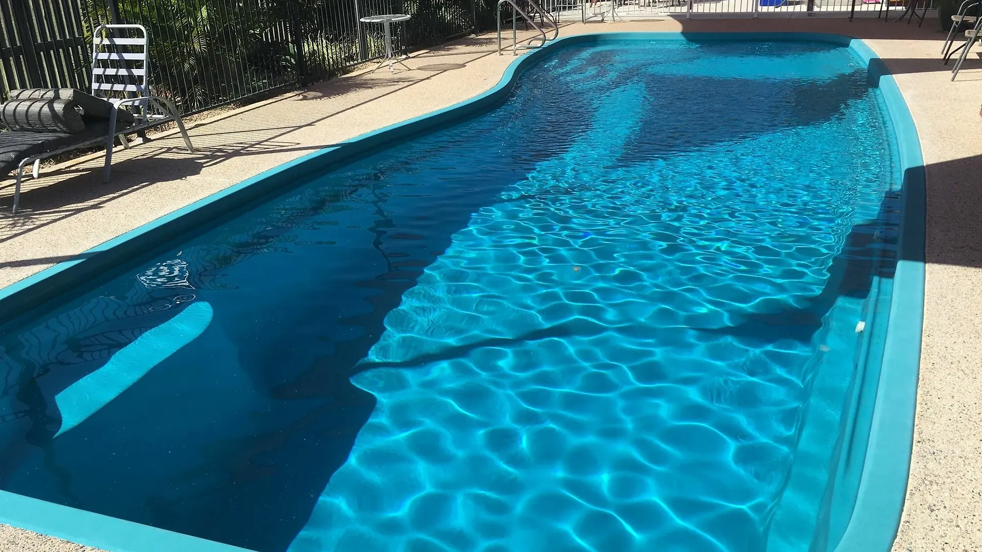 ****  Bluewater Harbour Motel Bowen Australia